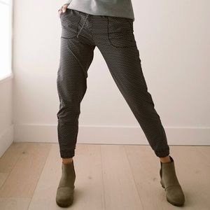 Albion Fit Dash Jetsetter Joggers